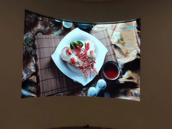 洛龙室内P2.5弧形LED屏